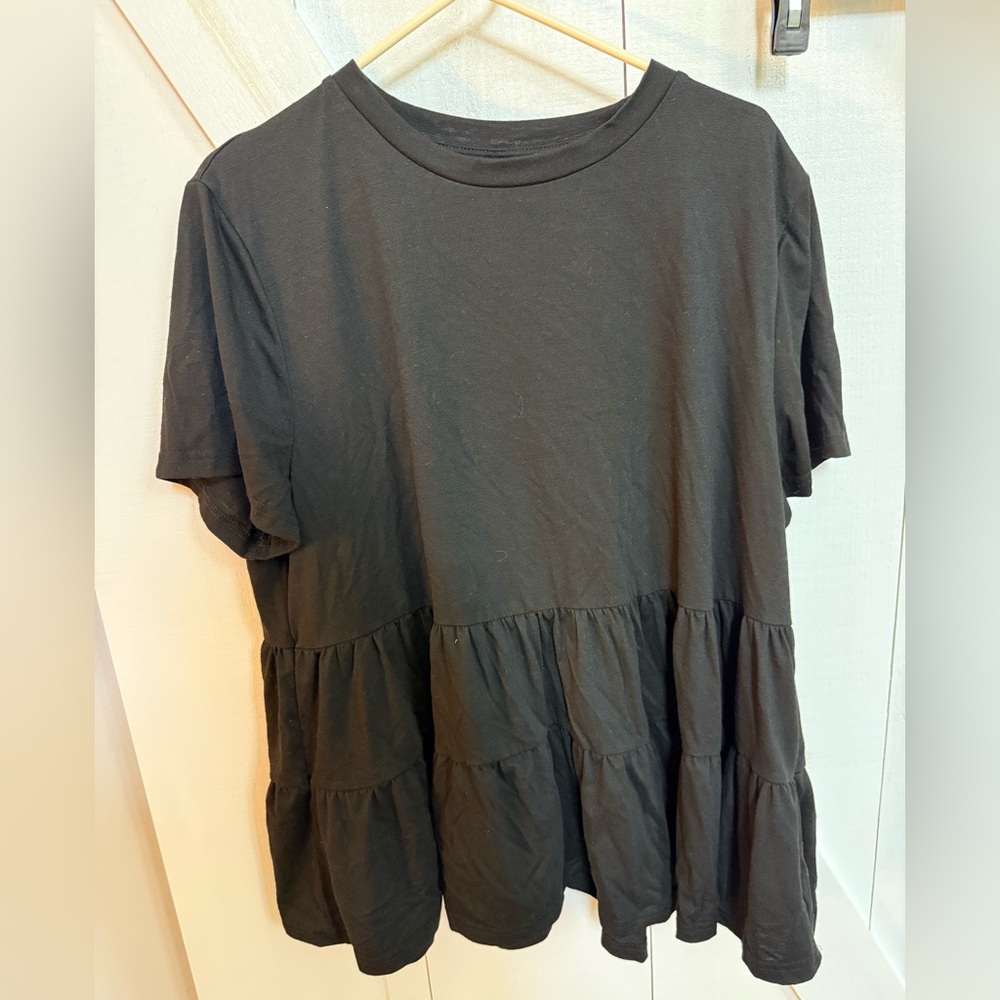 SHEIN Black Tiered Short Sleeve Blouse